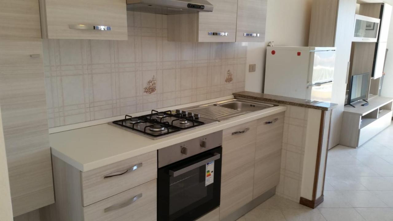 Casa Vacanze La Bandera 2 ซานตา เตเรซา กัลลูรา ภายนอก รูปภาพ