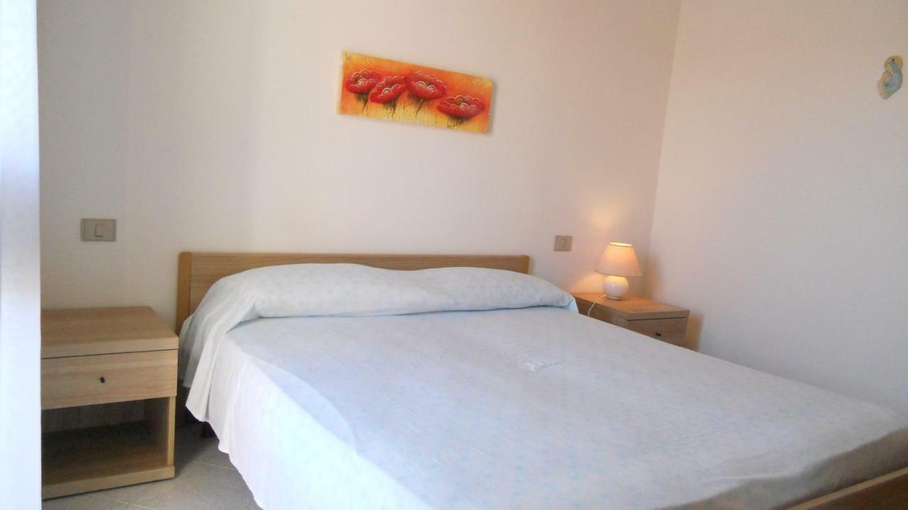 Casa Vacanze La Bandera 2 ซานตา เตเรซา กัลลูรา ภายนอก รูปภาพ